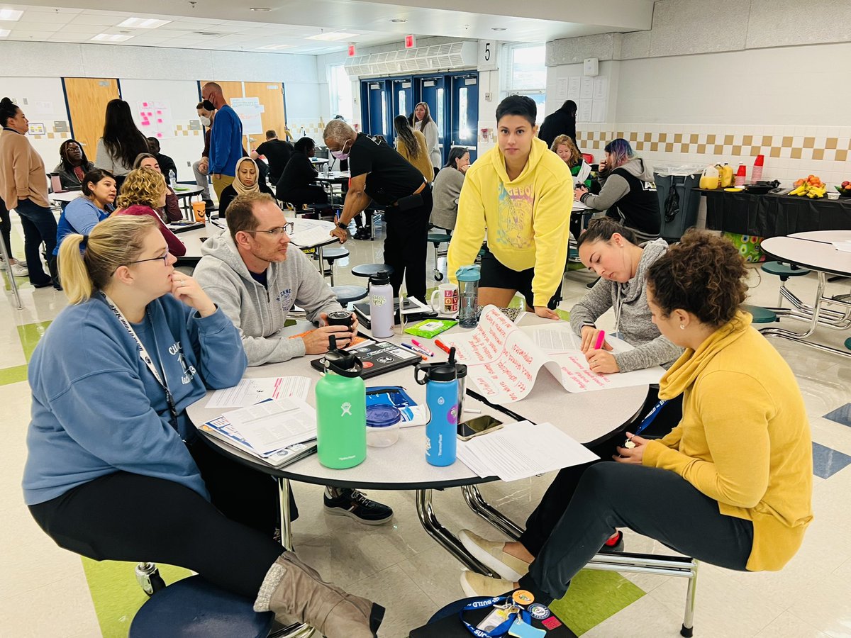 Our Equity Leads led a power session around Culturally Responsive Classrooms and Inclusive and Culturally Responsive Communications 🎉 Such deep thinking &amp; conversations 💙 Thank you <a href="/ms_stevenson_/">Gabrielle Stevenson</a> and <a href="/MsPiernas/">Jasmine Piernas</a> for answering the call to lead! #BucknellStrong