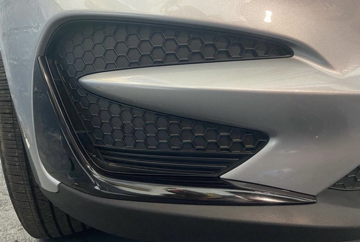 MetaVinylCustoms tweet media