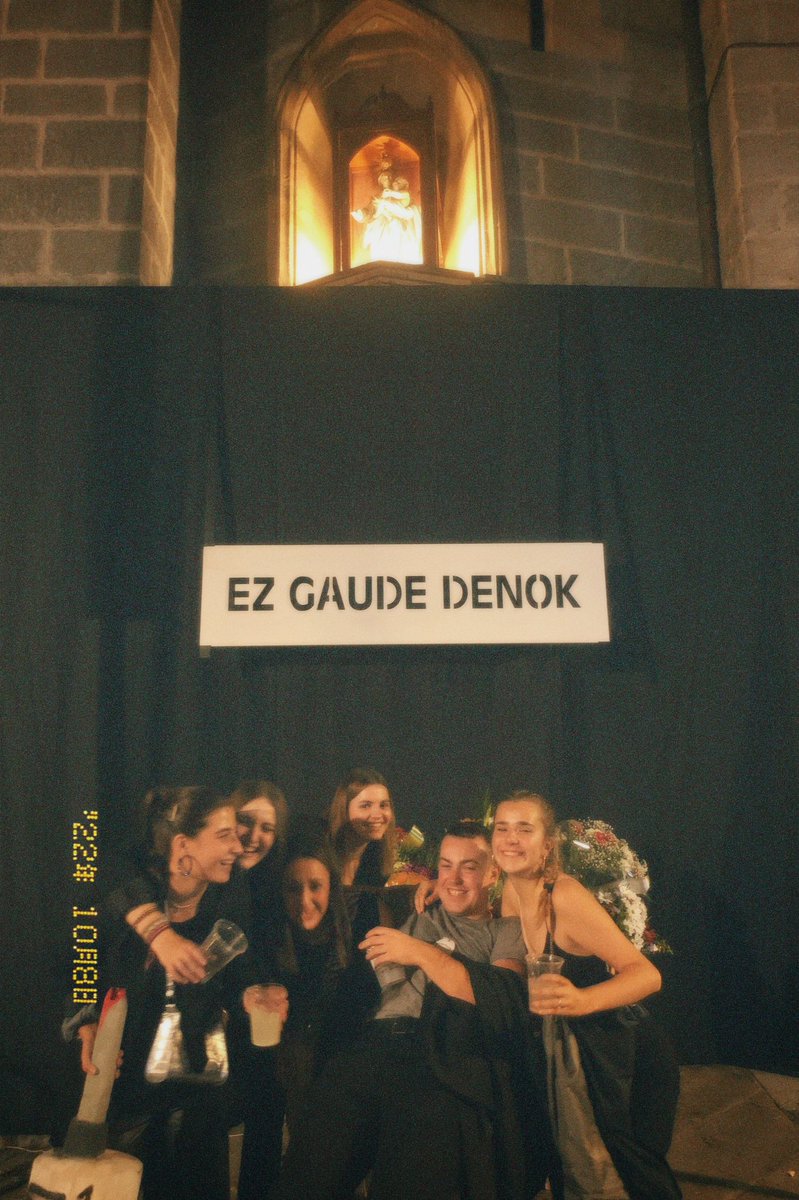 haizeamora's tweet photo. Ez gaude denok, falta Lili https://t.co/jueLlvRfbC