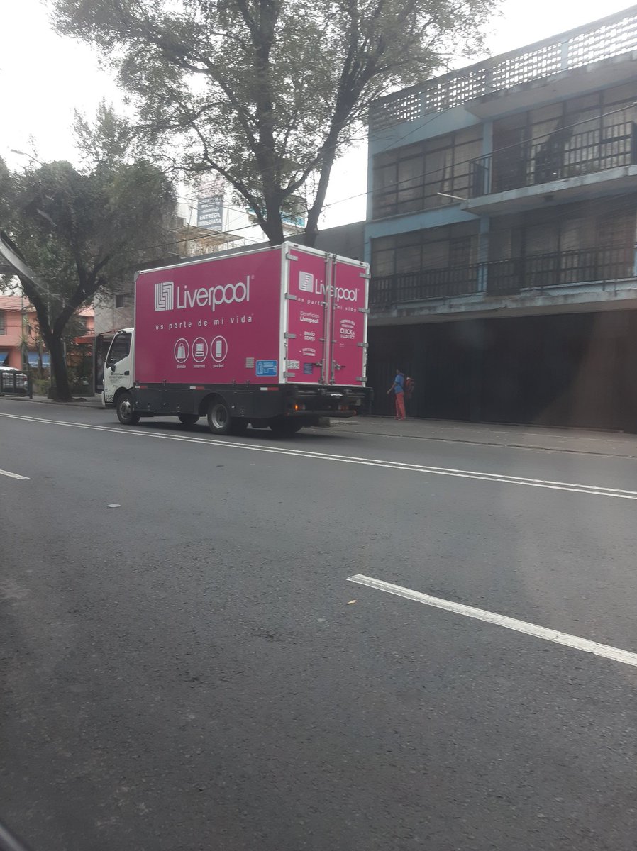 RoseAndiie's tweet photo. @liverpoolmexico más prudencia en sus conductores, sobre eje 7 uno de sus camiones se echó encima del carro y vengo embarazada rumbo al médico y como son tan cordiales se fueron! https://t.co/9E3Zl407fR