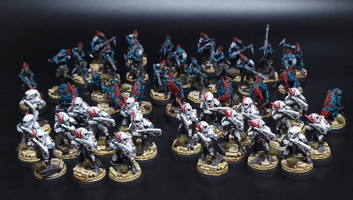2manyminis's tweet photo. Painted 2k tau in 2 weeks. Didn't enjoy playing them at all. 
#warhammer #warhammer40k #tau #minis #minipainter #miniaturepainter https://t.co/lHTBCIwIwD