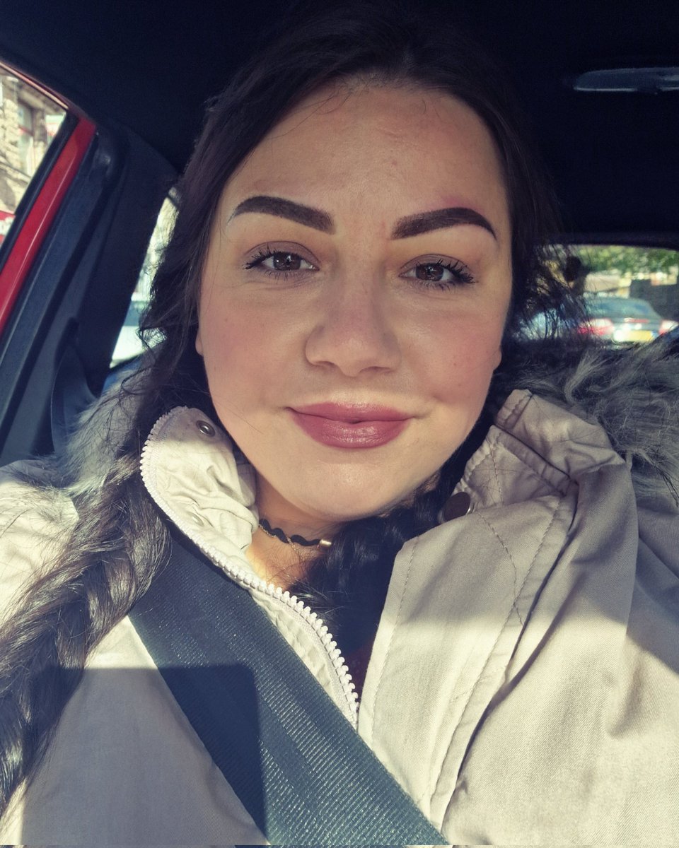 mizzrottie's tweet photo. Never have to draw my brows on again 🤭 https://t.co/6RKEUmfF0o