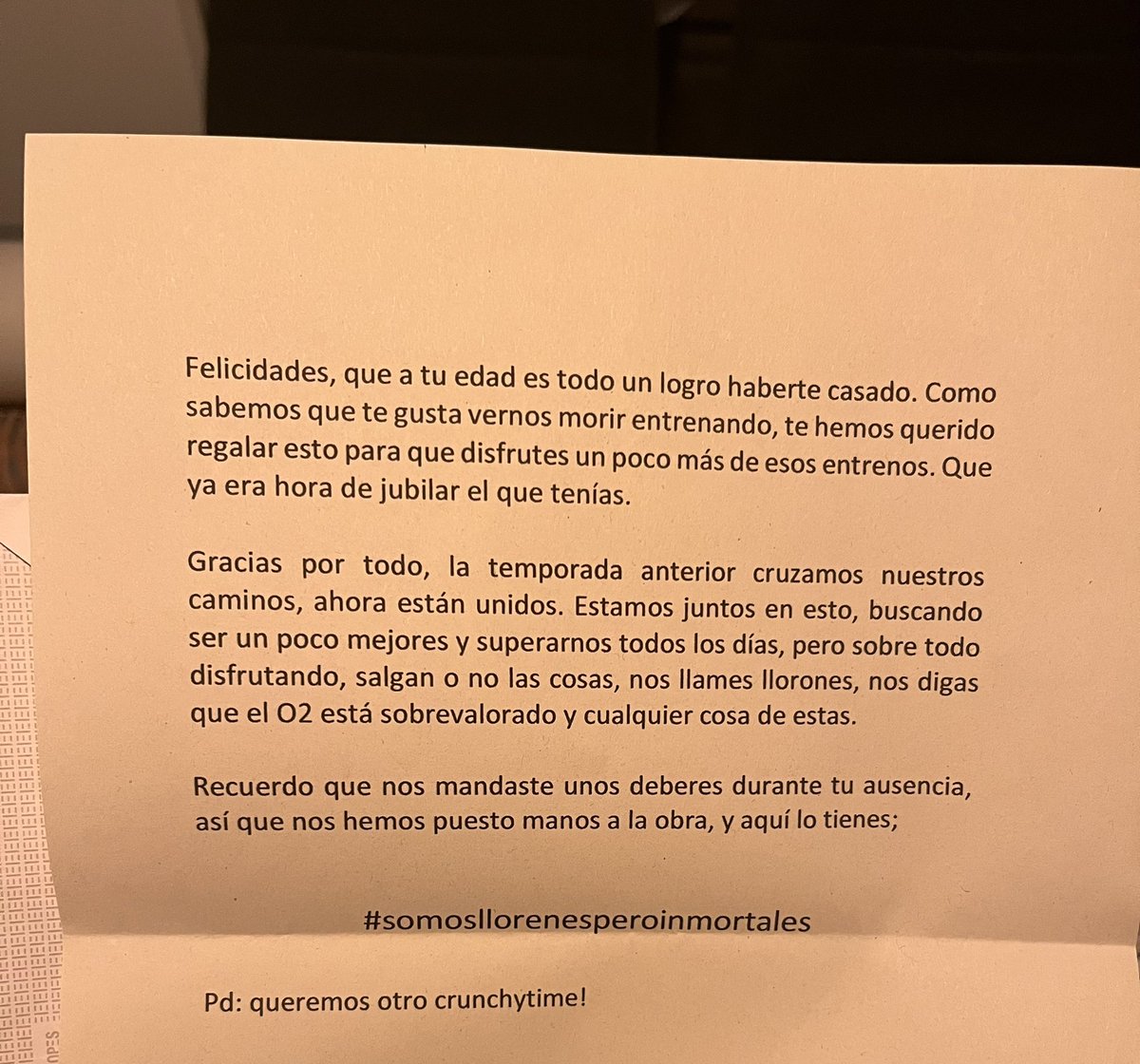 brey_coach's tweet photo. ¡Detalles que molan! 
#somoslloronesperoinmortales 
#crunchytime
#valores

Gracias chic@s ☺️ https://t.co/OZcIlPEkIi