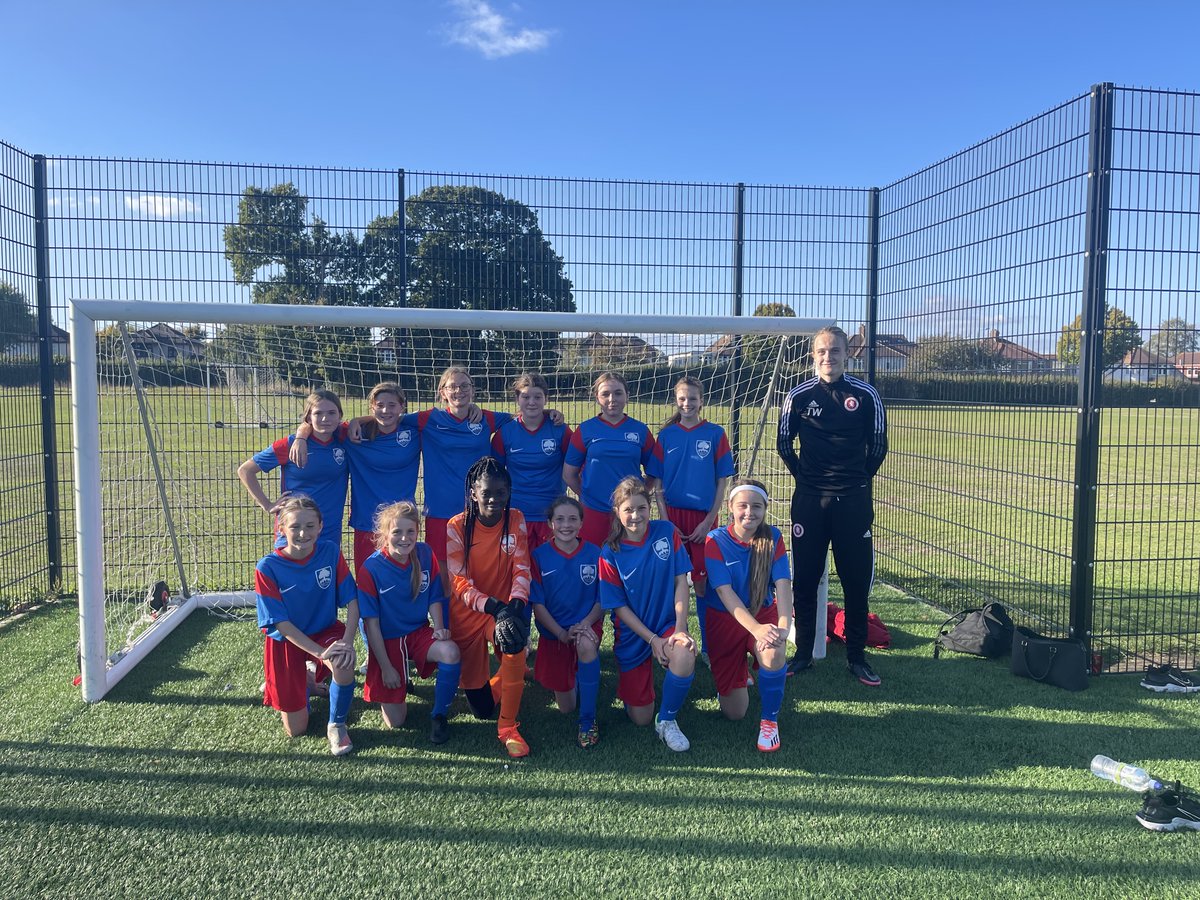 cleeveps's tweet photo. 10/10/22 - Our U13 girls team had their first match of the season today. They won 4-3 in a brilliant match against Farringtons. 

A big thanks to Toby, Kieran and Alfie from our Welling Football Academy who helped officiate and coach the game 

⚽️⚽️⚽️⚽️ https://t.co/CsWor26b2r