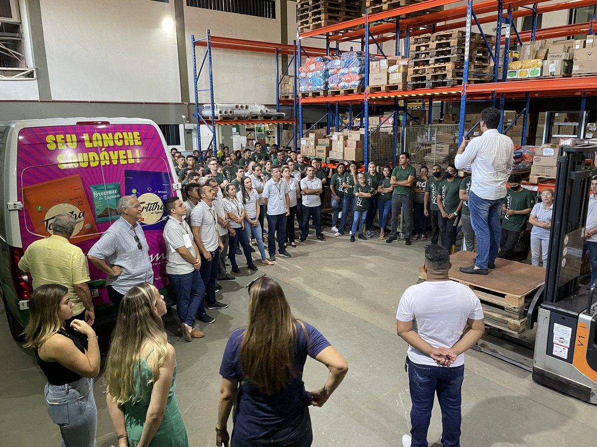 carmelonetobr's tweet photo. Trabalho de formiguinha. Não vamos parar. Dia 30 é 22! Vamos vencer! Quem aí já virou voto hoje? https://t.co/NztIwotz9Q