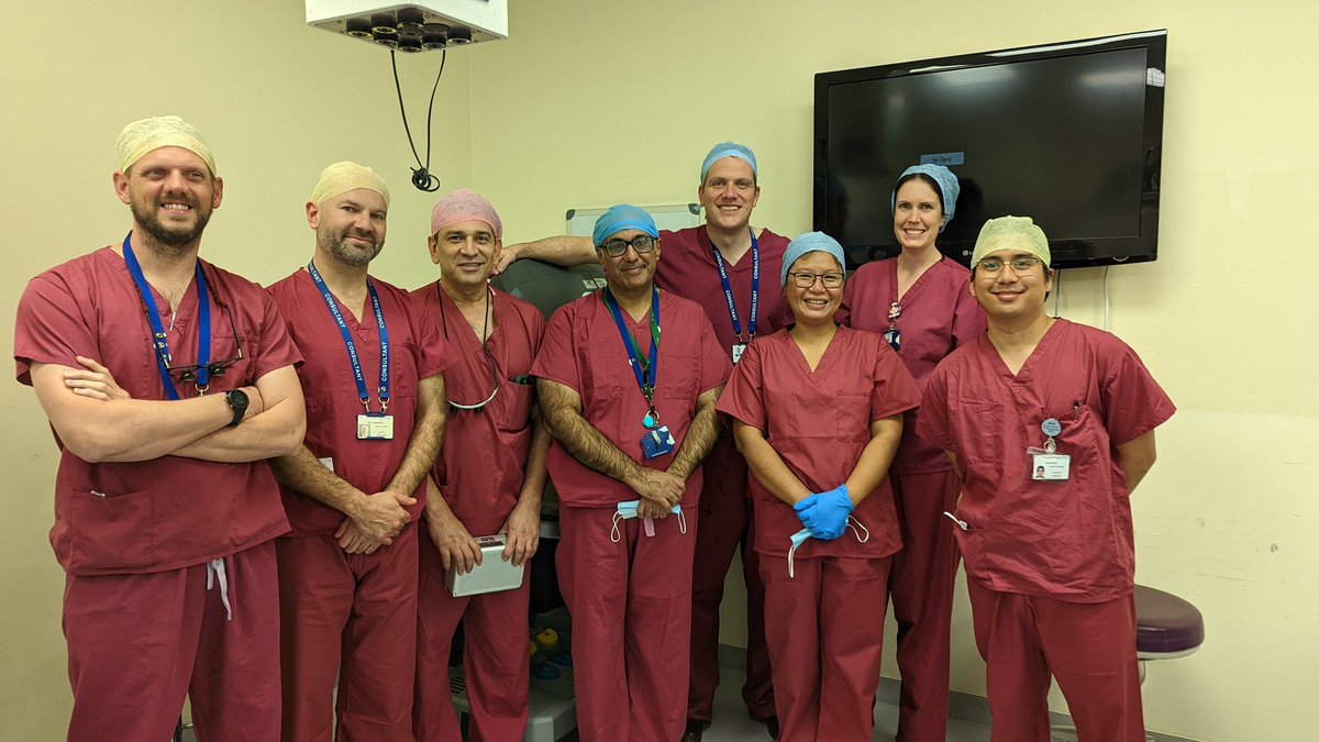 First post radiotherapy robotic oropharyngectomy with robotically assisted free flap reconstruction for recurrent tonsil SCC done at <a href="/PHU_NHS/">Portsmouth Hospitals University NHST</a> today. 8 years in the making. Amazing teamwork. So proud to work with such amazing people all striving to offer the best for our patients