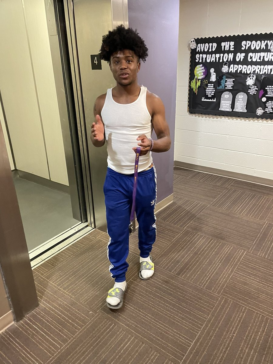 Chef Cap aka lLeDnEw.Rm The Show Boat tweet media