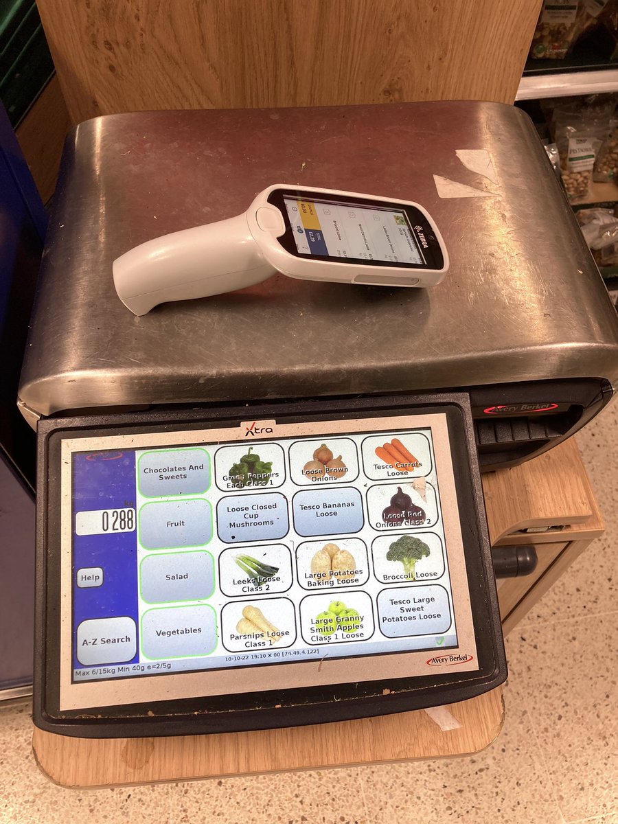 SharpStu's tweet image. Hi @Tesco can you upgrade your fruit/veg scales so that customers using self-scan can scan a barcode on screen? It would save printing sticky labels that waste paper, ink and energy. Would fit your corp value re; the planet. #corporatevalues #planet #waste #ClimateCrisis