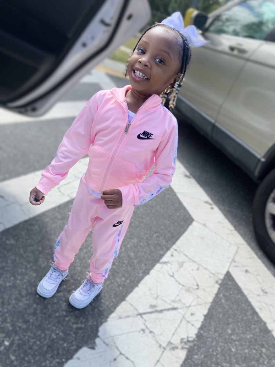dessnrya's tweet photo. Pretty in Pink 🫶🏽💞🌸 https://t.co/D8Oi47zcBG