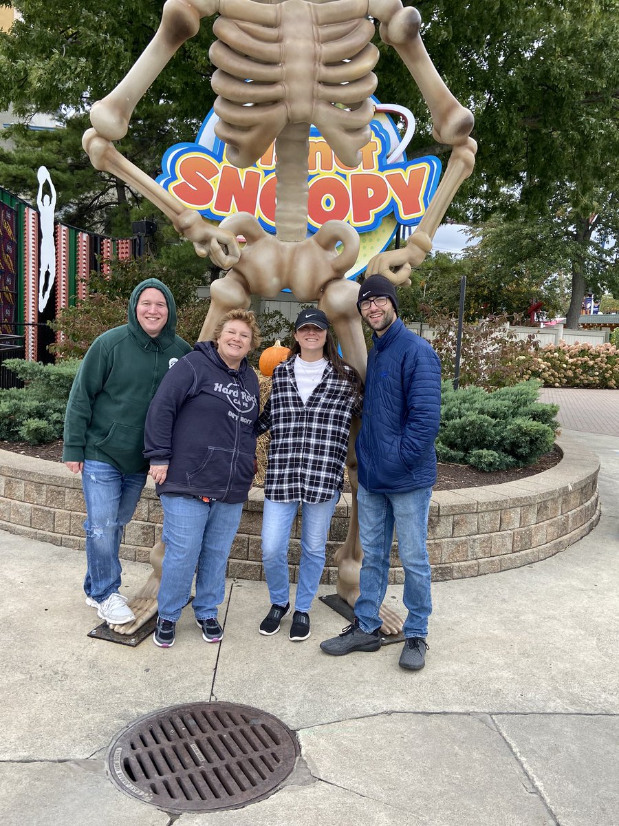 EthanYaconis's tweet photo. Had a great #HalloWeekends25 at @cedarpoint Is it too early to start planning my trip for #2023 ? #cedarpoint #steelevengeance #milleniumforce #family #aplacelikenoother #gettothepoint https://t.co/vzOct8d5zf