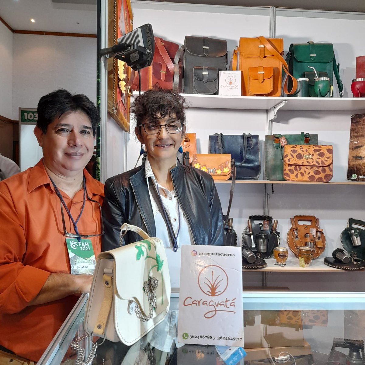 CarmenLaGallega's tweet photo. #PuertoIguazú Este fin de semana recorrí la Feria de Artesanías del Mercosur #FAM2022. Conocí el trabajo y el impulso de las emprendedoras que con su talento nos ayudan a hacer una #Misiones cada vez más grande.
#PorMisiones
#GestiónDePuertasAbiertas
#MujerJusticialista https://t.co/XrKRiaXWfr