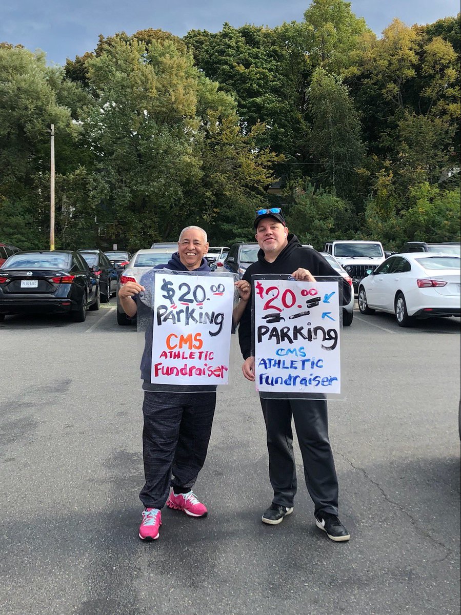 cmsap1's tweet image. Parking and fundraising @cmshappenings today for CMS Athletics! @CMSCoachO @SalemSchoolsk12 @SzrikeSPS @CityConnects