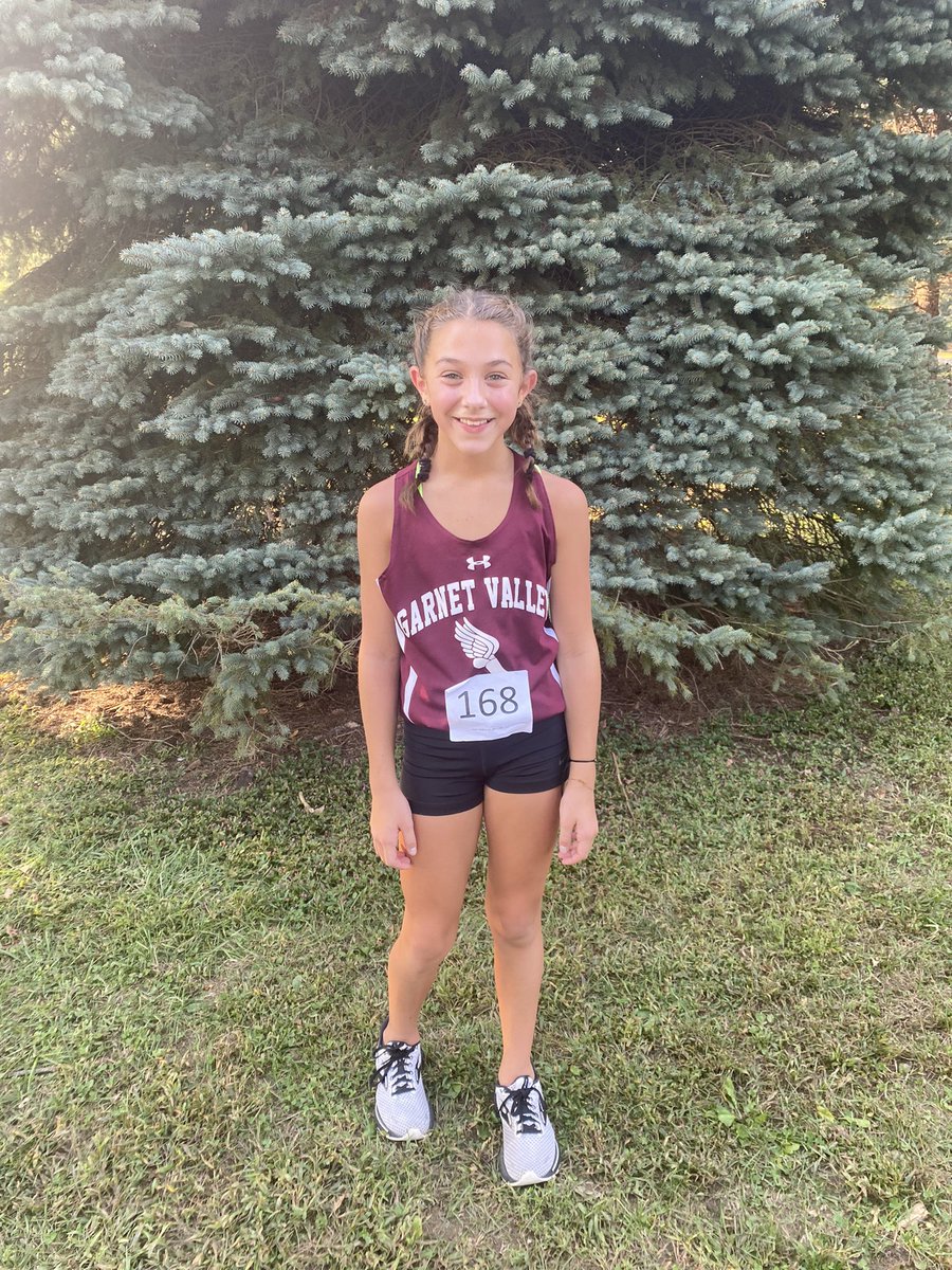 mrsmckeeverfcs's tweet photo. So proud of my daughter who competed in the Delco XC meet at Rose Tree park friday. She finished 27th out of 229 girls and 5th for GVMS! #smallbutmighty #gvms https://t.co/0DJfRn44ZW
