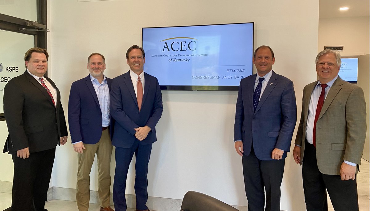 ACEC_KY's tweet photo. Always enjoy meeting with @RepAndyBarr! Thank you for visiting the Kentucky Engineering Center and for your continued support of our issues, Congressman! #EngineersMakeItHappen #ACECKY #ACEC #ACECPAC https://t.co/SXuFolGADa