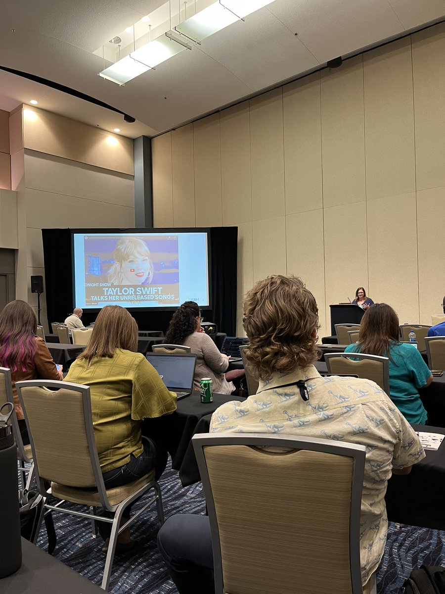 You know the brand session is going to be good when <a href="/lizgross144/">Liz Gross (she/her)</a> starts with Taylor Swift. #HEWeb22