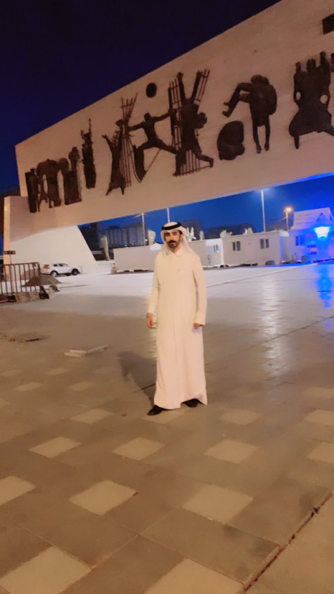 قالت العرب قديما …
تعلم حسن الأسماع قبل أن تتعلم حسن الكلام ، فإنك إلى أن تسمع وتعي أحوج منك إلى أن تتكلم ..