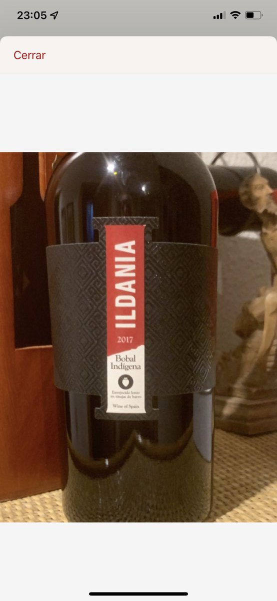 PrimeroMARCUS's tweet photo. @nacho_pelaez @VinhosdeLisboa Para cenar…un lunes cualquiera…una bobal deliciosa…aromática, pero honda, intensa, pero cadenciosa, de las que envuelve, promete…y da. De @laninadecuenca Una delicia. Como bien dices, bendita normalidad https://t.co/SnuEjBFLQl