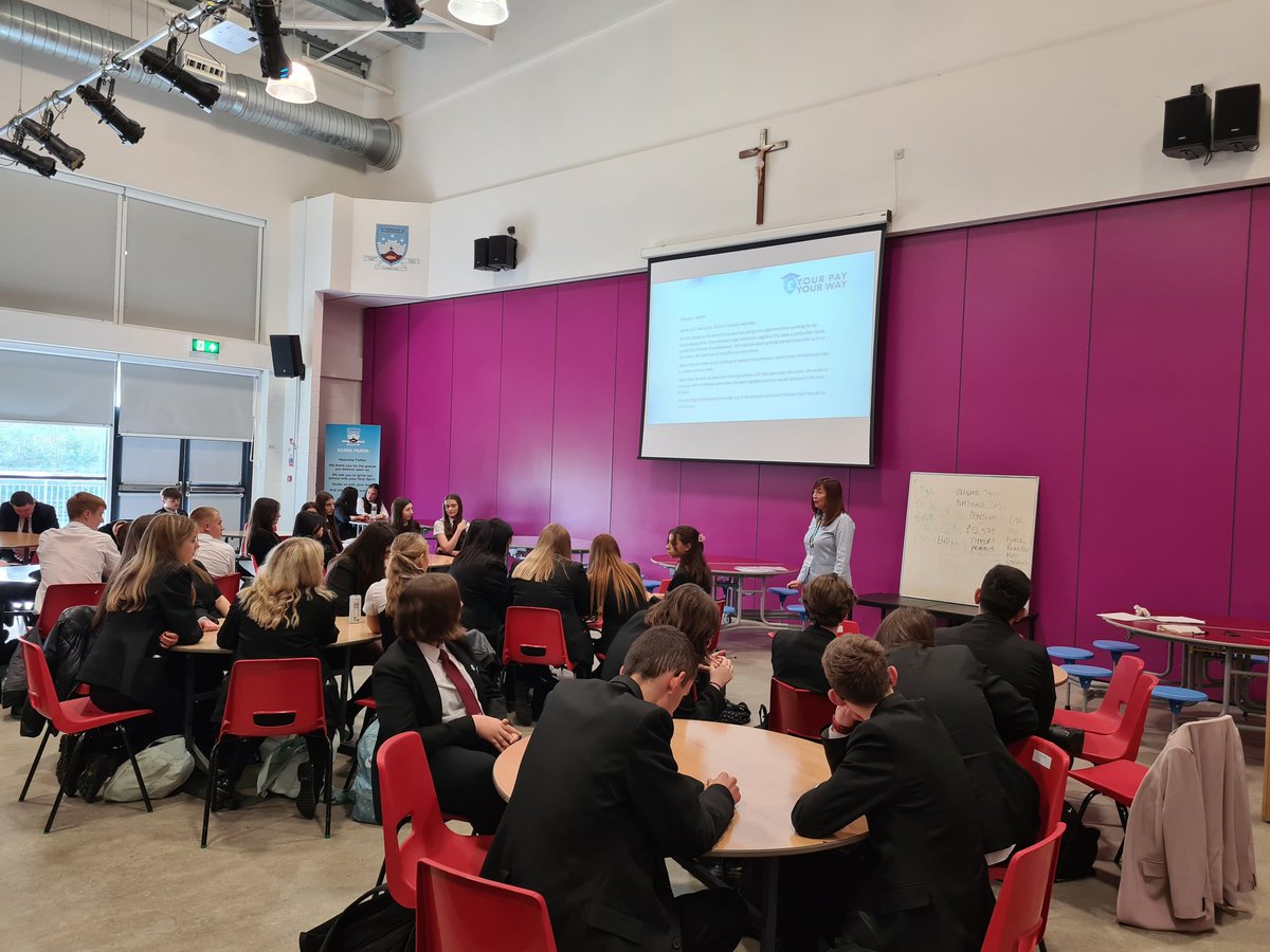 SStninian's tweet photo. Thank you to Elizabeth from @YourPayYourWay1 for leading to St Teresa &amp; St Margaret houses on financial education 👏✨️ @stninianshs https://t.co/fXOkMERCXg