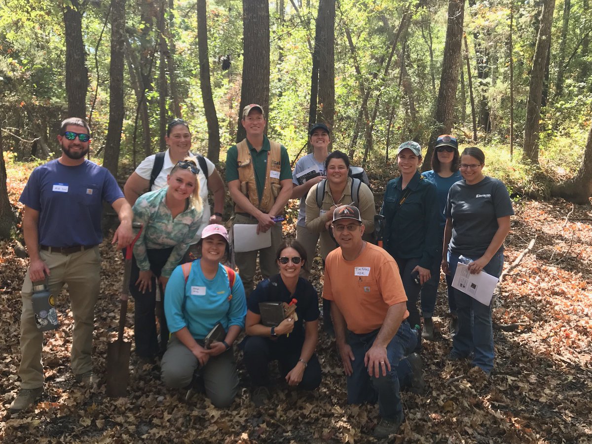 wetlandsoil's tweet photo. Outstanding #hydric #soil workshop with @swsscc and meeting hosted @HardingU!
Special thanks to Dr. Ruhl from Harding's Gilliam Biological Research Station for field sites and all participants @SWS_org https://t.co/hMrPCwX03N