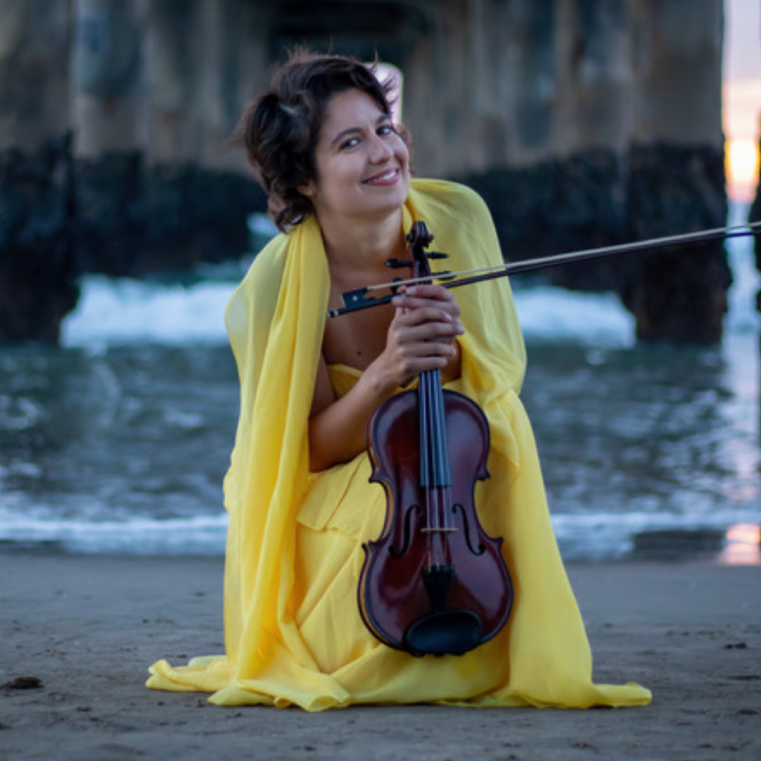 ManoelaWunder's tweet photo. Tomorrow is the day 🗓️ I will be performing at the Weekly Musician’s Open Mic at Highland Park Bowl from 8:30 PM to 12:00 AM. I’m the featured artist and will be performing from 10:00 PM to 10:30 PM 🎻

#manoelawunder #wunderlandmusic #multiinstrumentalist #instrumentalist https://t.co/P5vKdawMaD