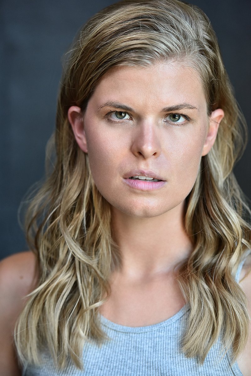 HeadshotsByMarc's tweet photo. Marc Cartwright Headshots
https://t.co/kfZCJkovZn
Professional Headshot Photography
#actor #Headshots #actorslife #laheadshot #LosAngelesPhotographer #newheadshots #Acting #ActingAdvice @Backstage https://t.co/m0hzmuMO5B