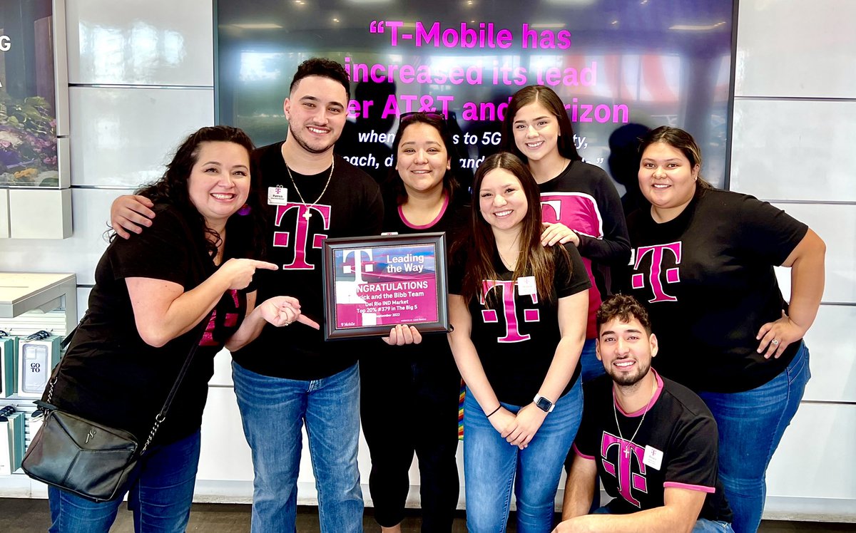 Patrick and the Eagle Pass T-Mobile store on Bibb in the top 20% in the Big 5 for the month of September!!!🎉Thank you for all your hard work!!💪#Eaglepass #STXHeat #SMRA #SMRADelRio @PatrickGonzo15 @RochaNayelli @davidmtz0815 @kci_wireless @InMeeksOpinion @yes_i_cantu