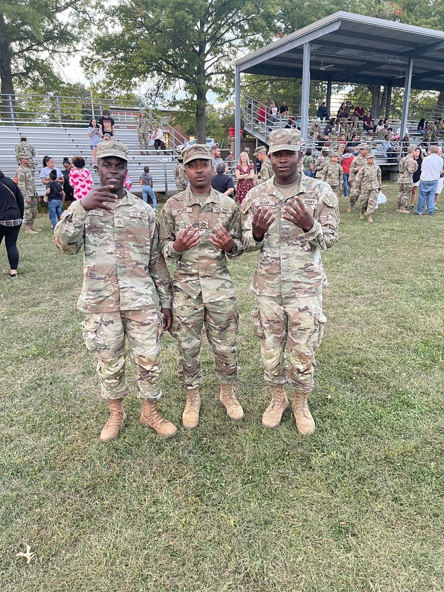 Prezzy1K's tweet photo. Born a soldier just had to make it official🫡🇺🇸 https://t.co/Ezhzz5HdhL