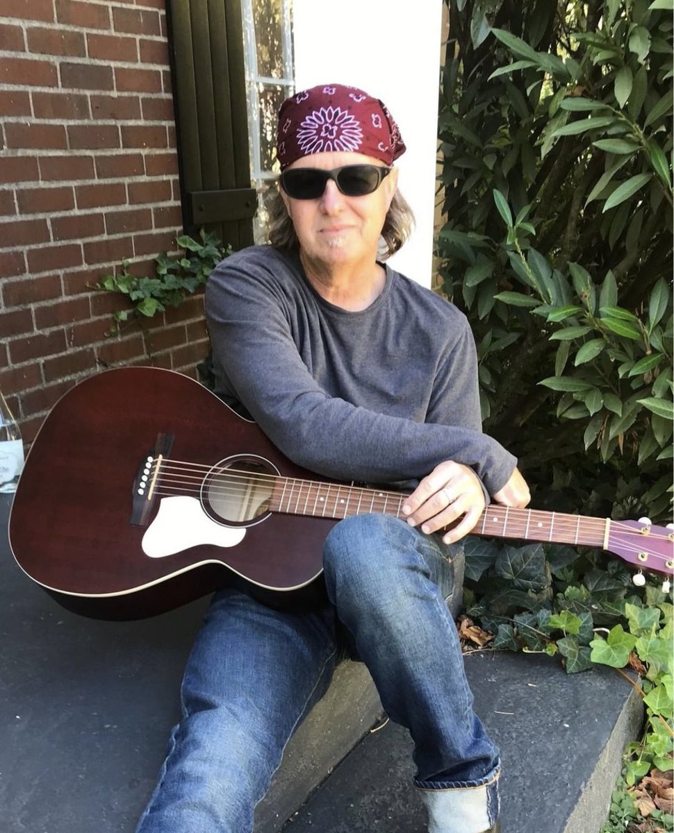 Douglas Wayne tweet media