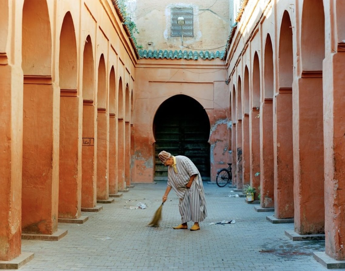 lisakristine's tweet photo. Sweeping never looked so beautiful!

#Marrakech #LisaKristinePhotography #wanderlust #Humanity #photooftheday #streetphotography #PortraitPhotography #Photojournalism #PhotographyGallery #InspireUnity https://t.co/wM5sCNIJsP