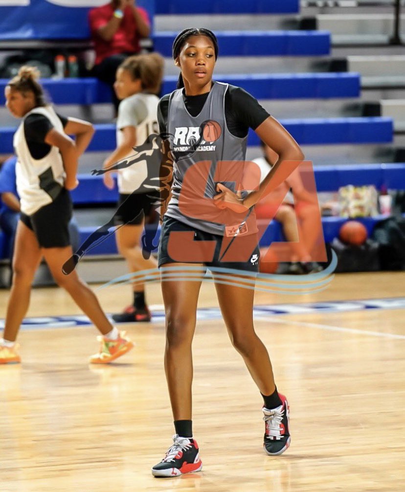 GibsonJasmynne's tweet photo. Great weekend at show-n-prove with my team @colonialbball Thank you @EssenceGirlsBB https://t.co/lgGSZUZRin