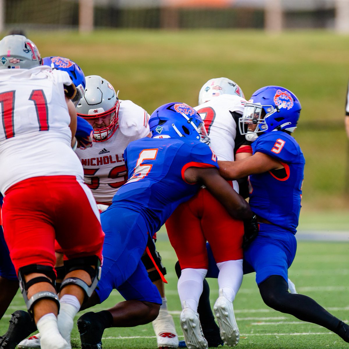 HCU Football tweet media