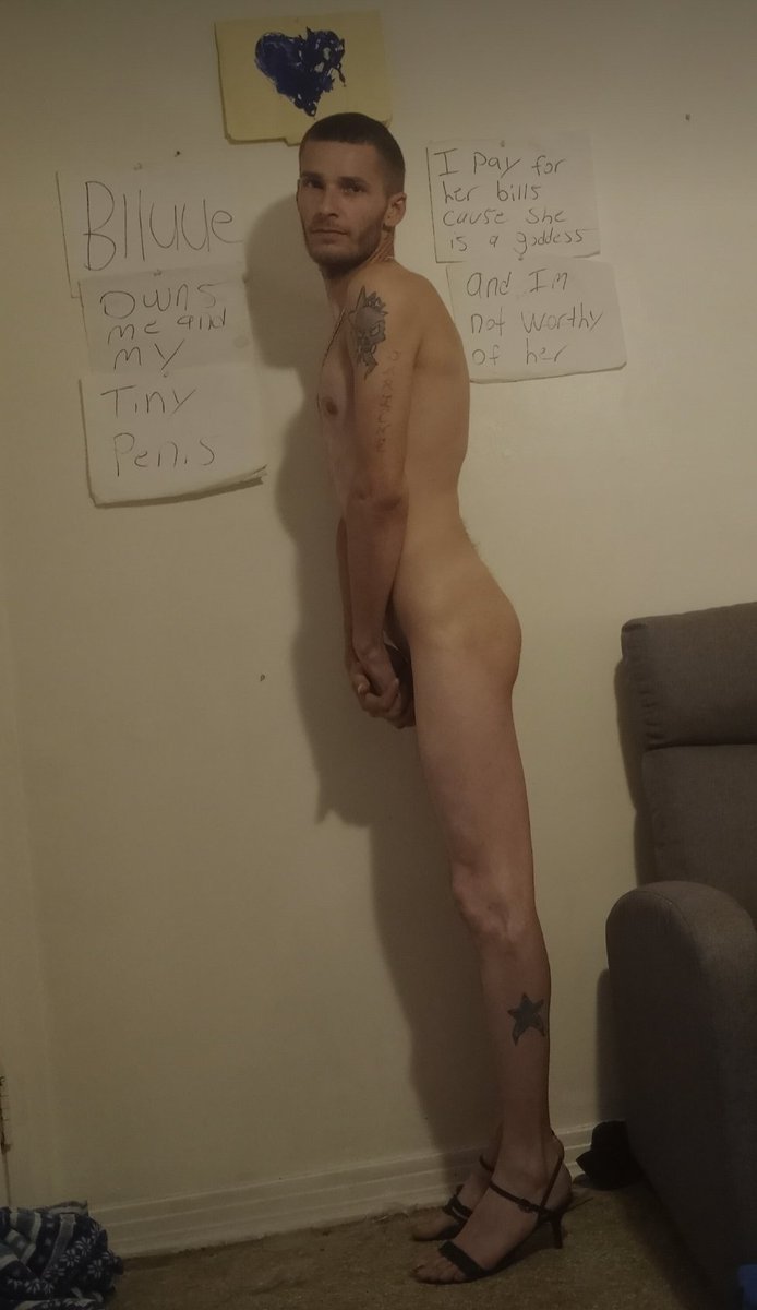 Blluutylicious's tweet photo. My little sub loves to #worship me and makeup for his tiny pathetic 🍆🍆 by paying my bills and tipping me on my Socials 😈 I would have more to post but he spelt my name wrong on his chest 🤬 how should I punish him next 🤔ᴴᴹᴹ #SDH #submissives #onlyfans #smalldickhumiliation https://t.co/de1pGnxUCx