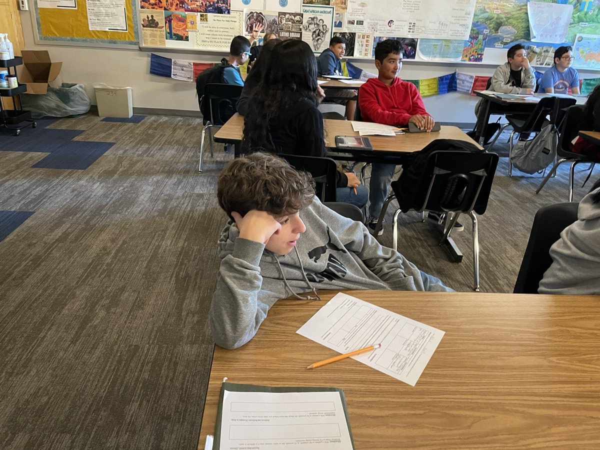 BryanCouns's tweet photo. Classroom Lessons are an excellent way for counselors to reach all students. Today we started our 7th lessons on mindset and regulating emotions  #SEL #QualityTime https://t.co/fenM8DE4mS