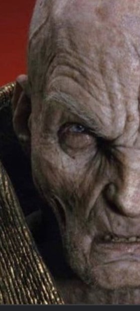 Caarmaax's tweet photo. En qué momento pasamos de estar en la casa del dragón a star wars. Viserys es el ancestro de Snoke, me extrañaba que tardarán tanto en darnos una pista, el acero valyrio, con lo que se hacen las espadas láser y la daga es la espada de luke skywalker. Brutal el capítulo https://t.co/ITH5ax7Pej