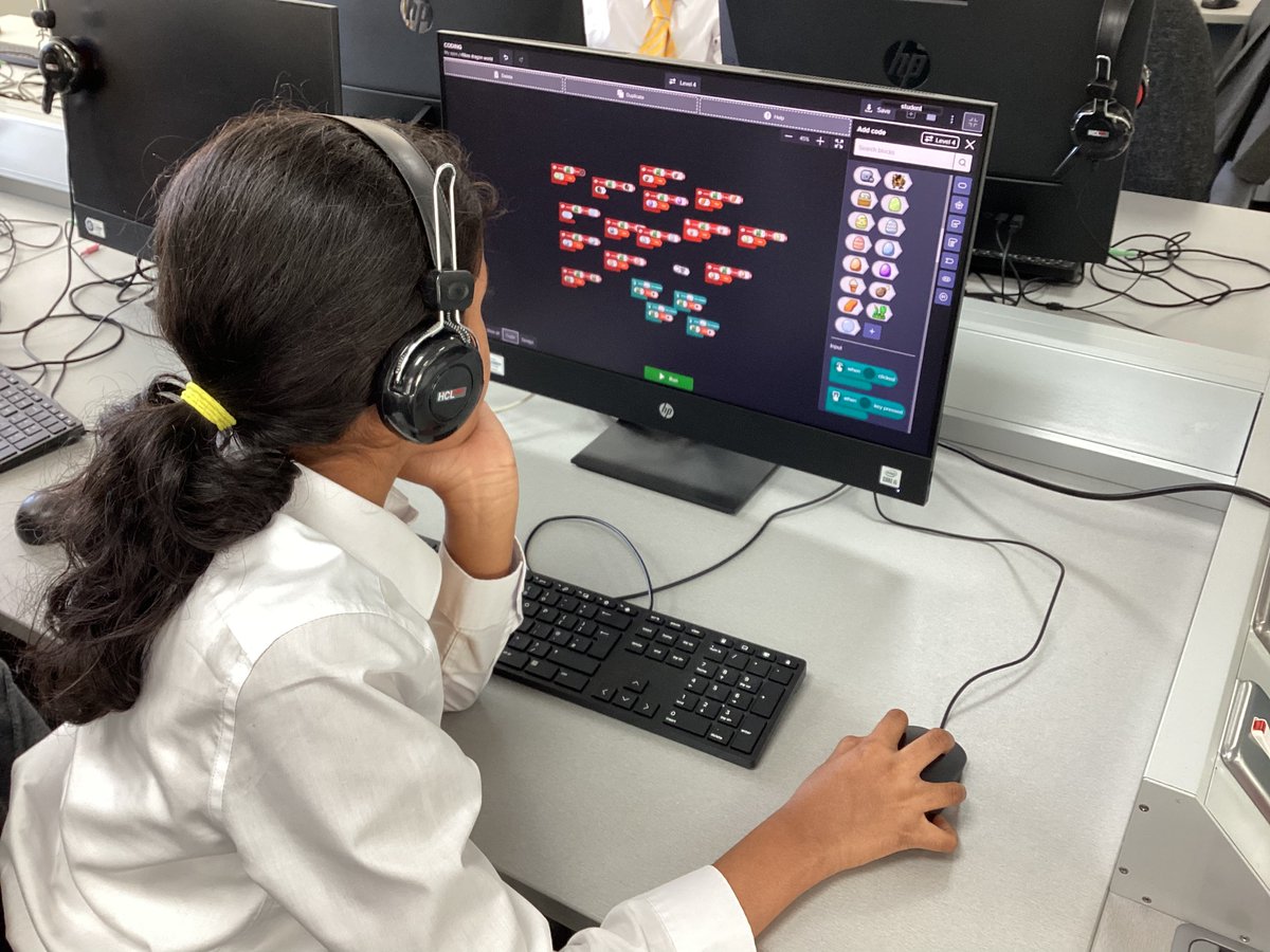 StainesPrepDigi's tweet photo. In #StainesPrepDigitalLearning we kickstarted European Code Week with some exciting projects coding sequencing and using variables. #StainesPrepYear6 also used ASCII codes to decipher and write messages.
#StainesPrep @CodeWeekEU @ASCII https://t.co/JVKu78Pi82