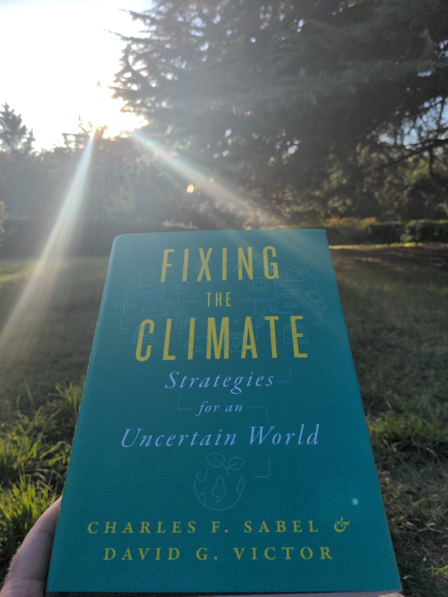 lachlanrcarey's tweet photo. David Victor's new book, #FixingtheClimate, is just as spot on as you'd expect.
"The requirement that climate change agreements should be global in scope and legally binding...[resulted in] global action no more ambitious than what the least ambitious party will allow."
1/n" https://t.co/nnYKXDaSbv