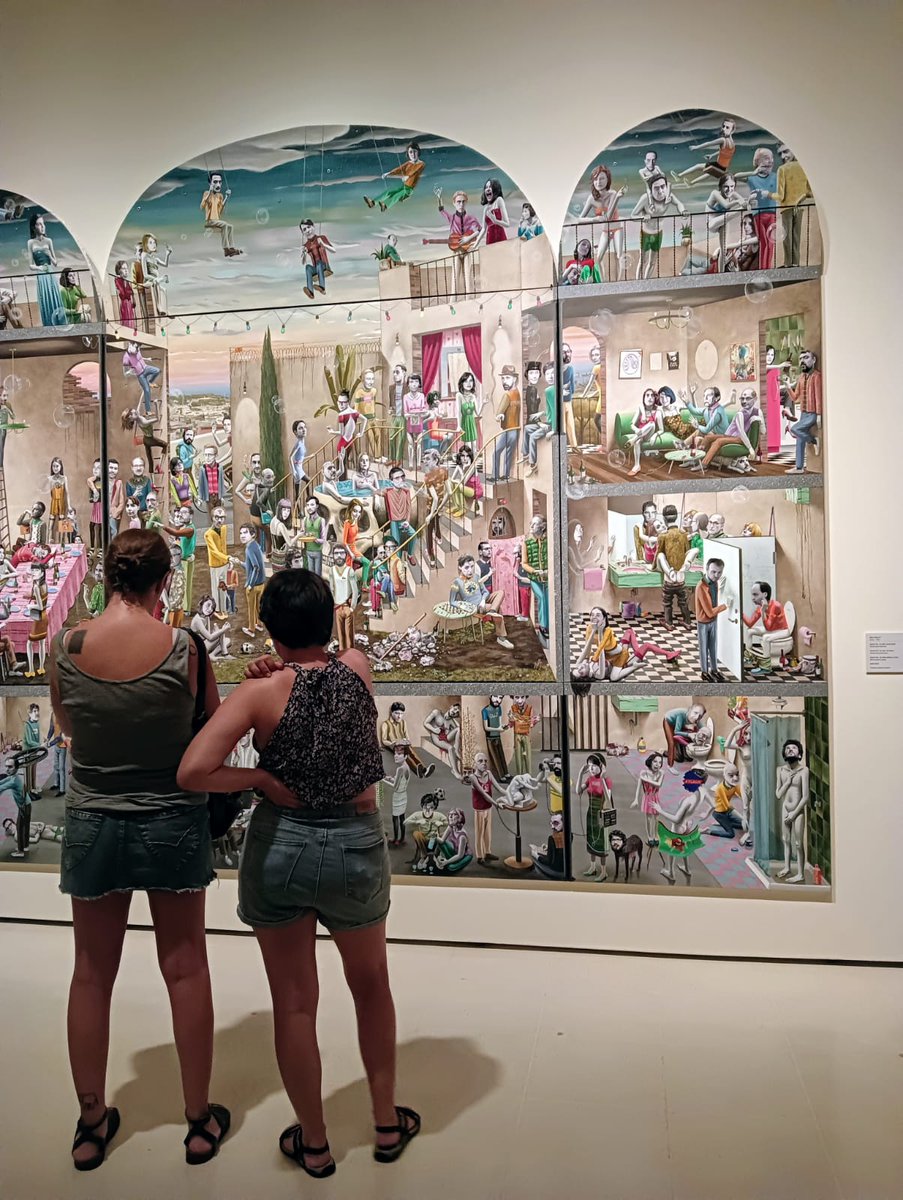 montotomsol's tweet photo. #41de52
@mongeleon
#personas
Personas en un lienzo observando a otras personas en un museo. https://t.co/iMocNadmYC