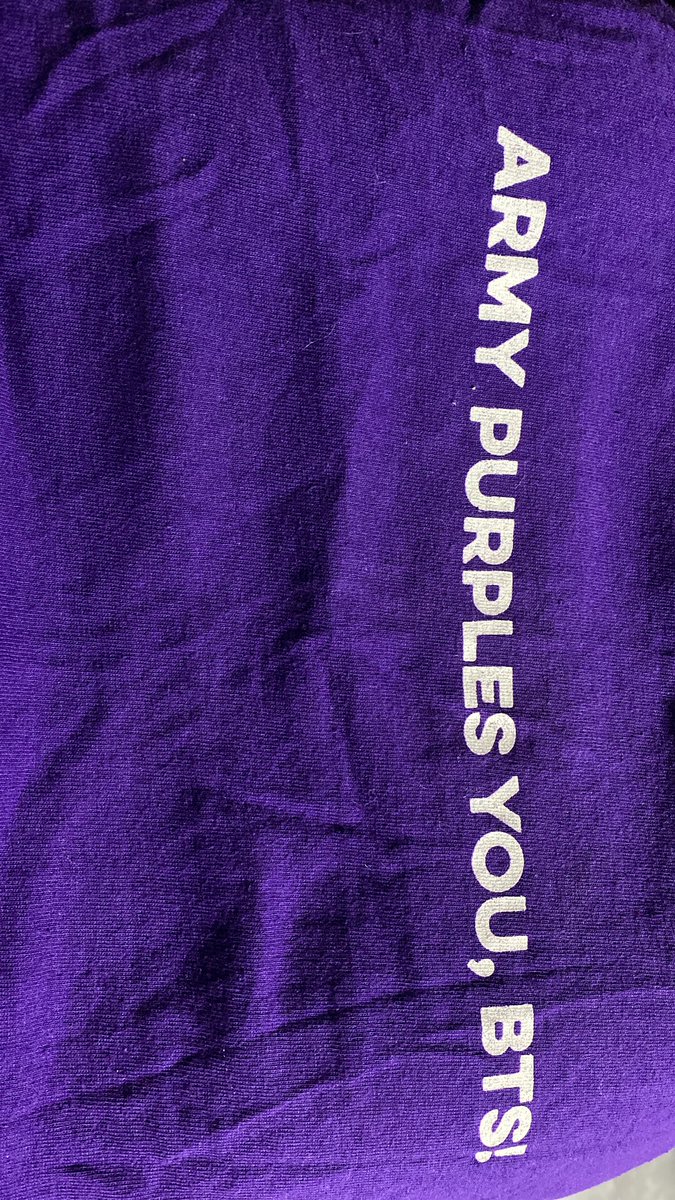 ren82436's tweet image. It’s been a while, I found my BTS shirt lol!! It was my first &amp;amp; last concert (of BTS) that I went to. @BTS_twt 💜💜🫡#armytwt #StreamJITB #ArmyForeverBangtanForever #BTSARMY