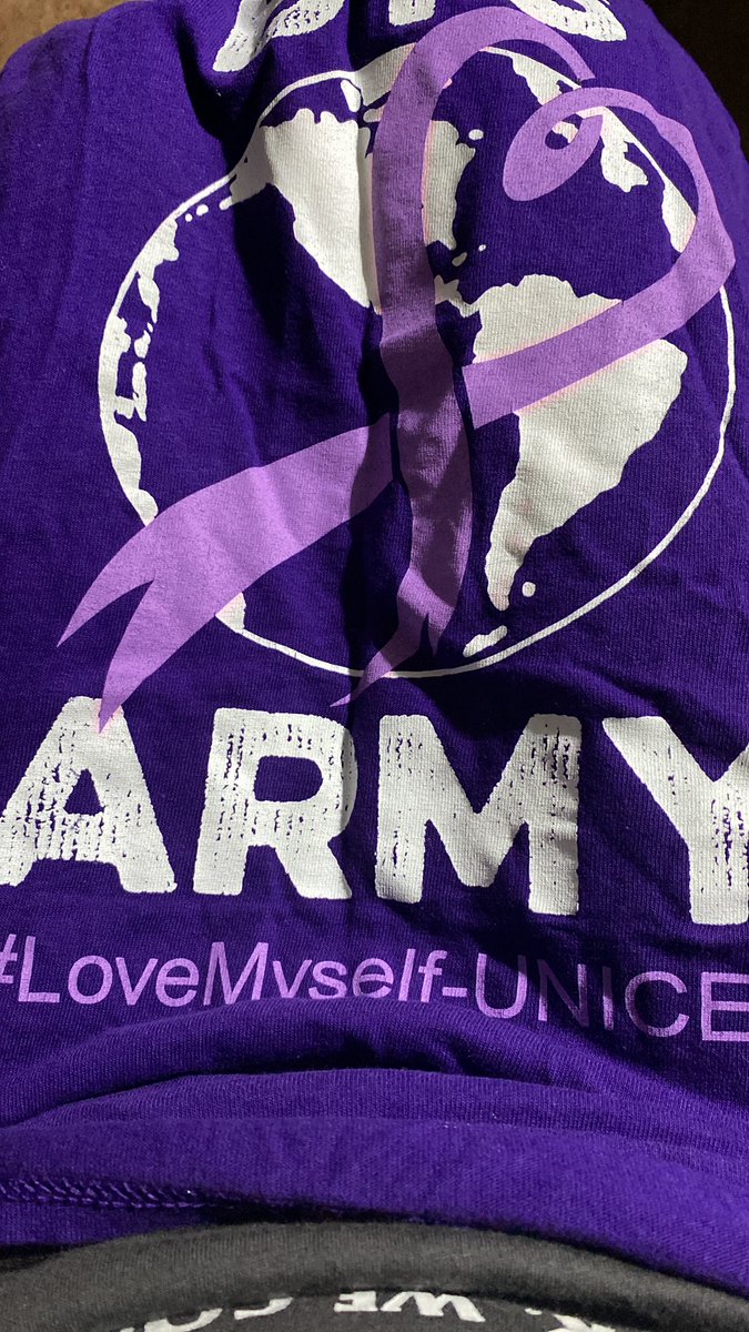ren82436's tweet image. It’s been a while, I found my BTS shirt lol!! It was my first &amp;amp; last concert (of BTS) that I went to. @BTS_twt 💜💜🫡#armytwt #StreamJITB #ArmyForeverBangtanForever #BTSARMY