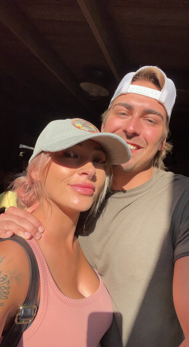 eimajwot's tweet photo. just hoppin on to say I love my man’s https://t.co/JDjuoznmaQ