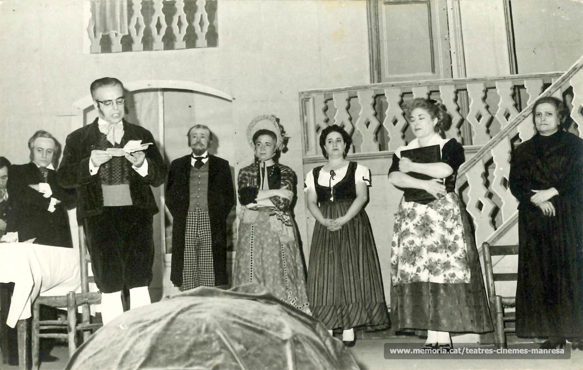 MemoriaCat's tweet photo. 📷Maria Matilde Almendros, des d'ahir "Manresana il·lustre", va ser homenatjada al Teatre Conservatori de #Manresa el 1967 i el 1990. Aquí hi podeu veure les fotos: https://t.co/hav7EHZPyp
#AnyMariaMatildeAlmendros https://t.co/udk4cNNjvX