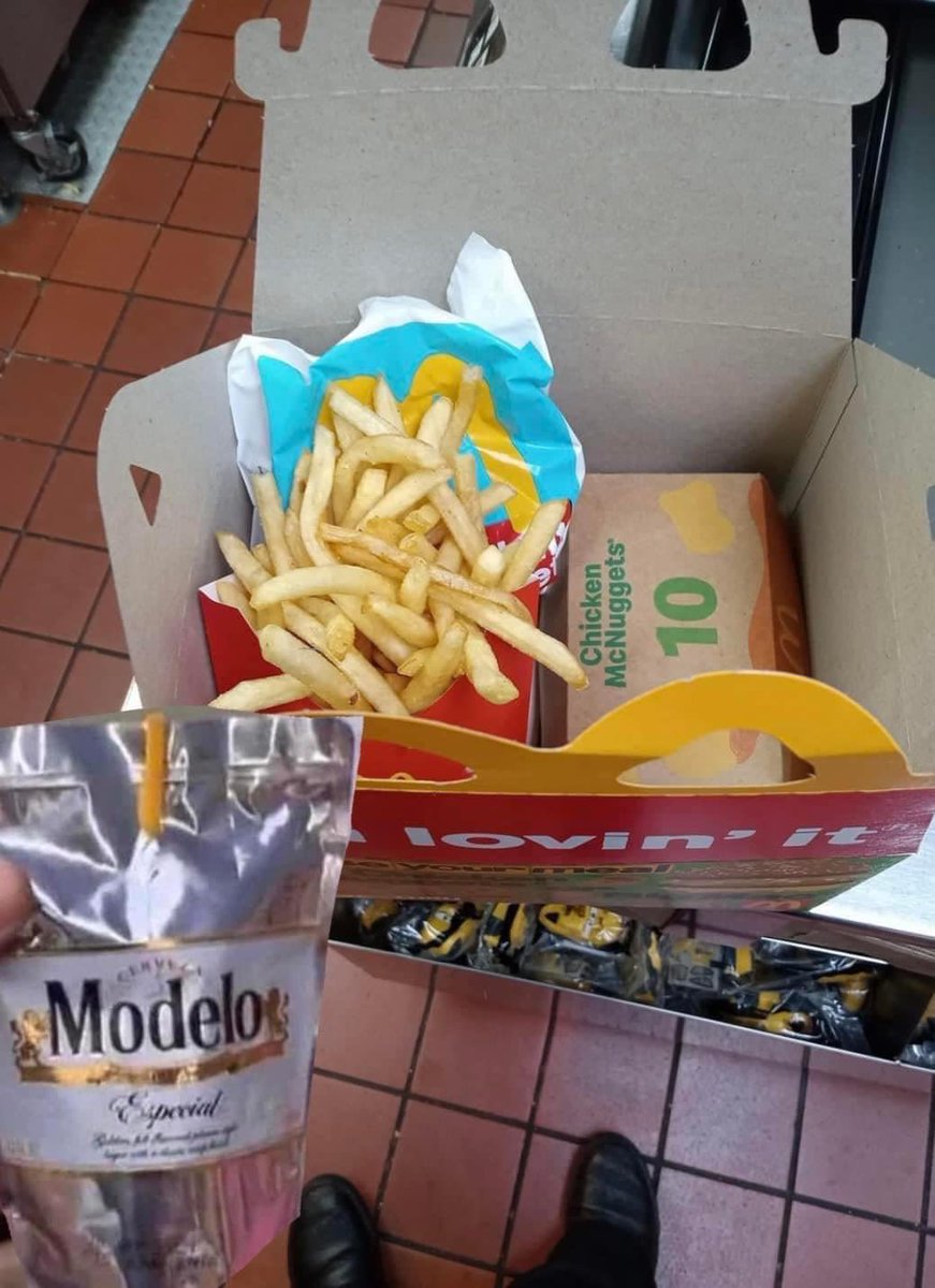dj_eque's tweet photo. just got the adult happy meal https://t.co/AtcihGv4bP
