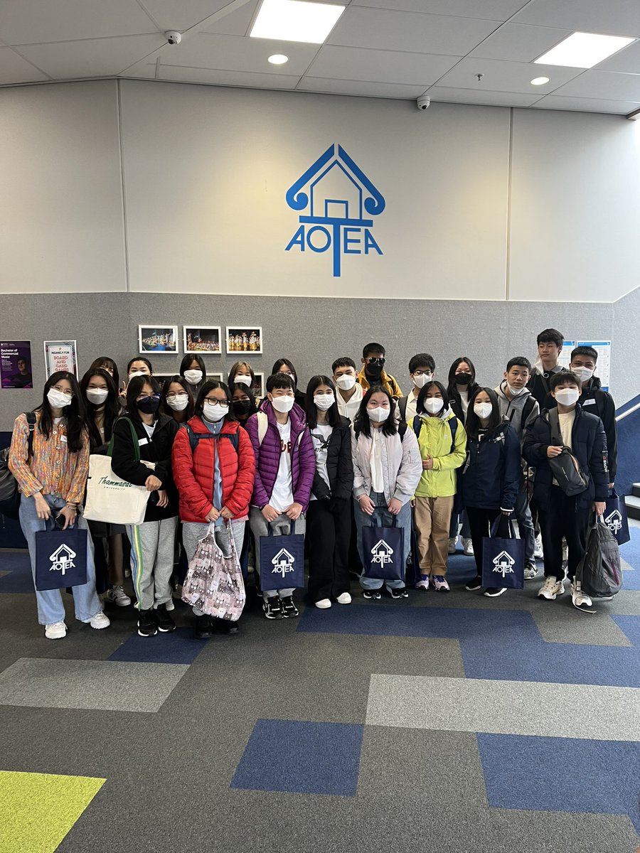 It has been 3 years since we have been able to welcome our friends from the ECE cultural exchange programme in Thailand. A fantastic group who are not too happy about the weather so far but we hope sunnier days are ahead. Nau mai haere mai ki te Kura o Aotea!
