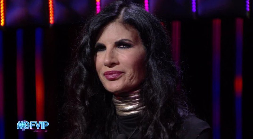 sonolunatica_'s tweet photo. comunque sono passati tre anni ma questa storia mi intriga ancor oggi #gfvip https://t.co/vIzUaIbOlK