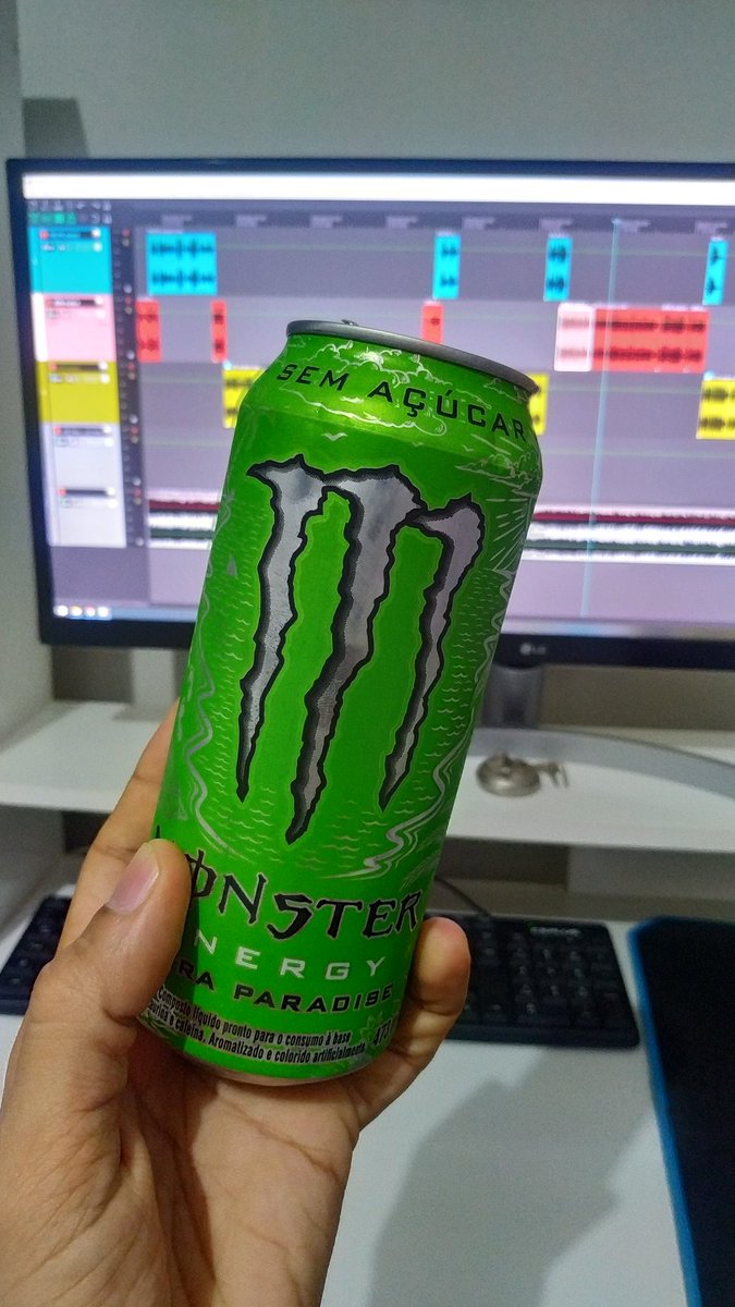 dh_passos's tweet photo. Combustível pra finalizar mais um programa 😉
#VidaDeEditor #podcast https://t.co/ReM4H1PIde