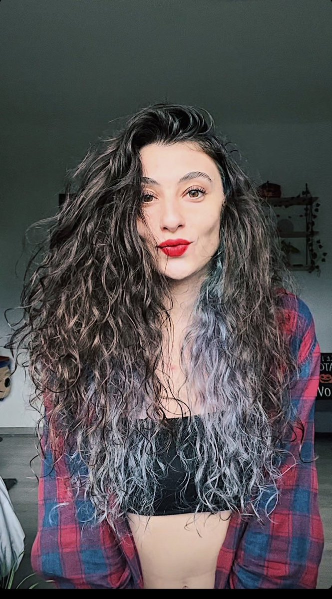 Mistisabrozos's tweet photo. Estamos de acuerdo que mamá Misti estando de cualquier modo es muy guapa?? 🤩😊✨ https://t.co/FceoueWfkG