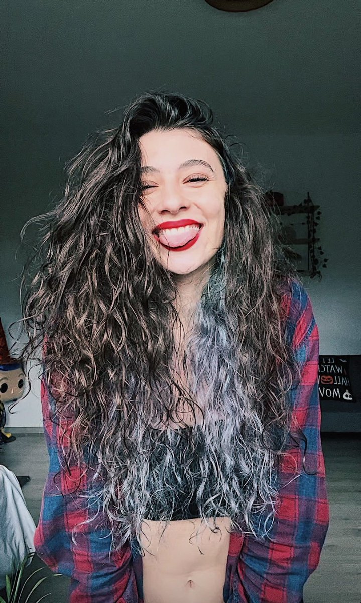 Mistisabrozos's tweet photo. Estamos de acuerdo que mamá Misti estando de cualquier modo es muy guapa?? 🤩😊✨ https://t.co/FceoueWfkG