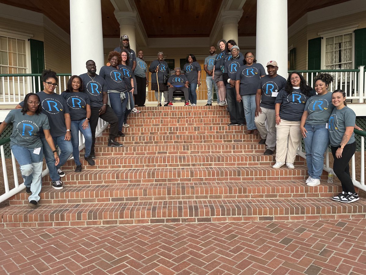 MsGerri3's tweet photo. Thanks to ⁦@NLIHC⁩ for such a great Tenants Cohort Retreat. ⁦@dianeyentel⁩ https://t.co/kyLMhJIu0S