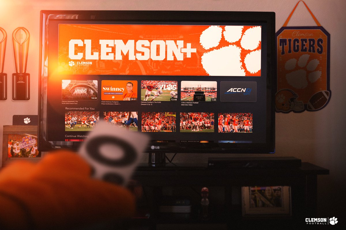 ClemsonFB's tweet image. some casual viewing to end the night.