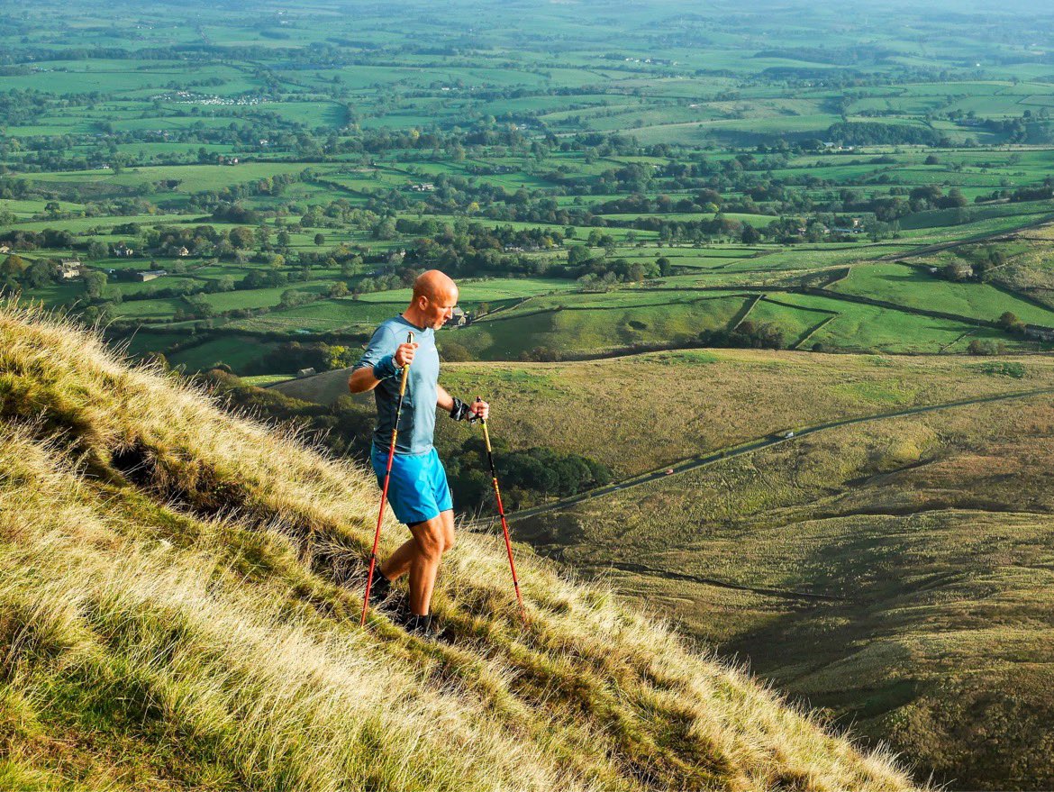 keogh_sara's tweet photo. Absolutely smashed it!
3rd record in 3 days!!@stilesandmiles sets new unshuttled on foot triple everesting record of 62hours 24 minutes on his way to #VerticalMarathon beating Rik Goris of Belgium previous record of 82hr16mins. 3 more records to go @MontaneOfficial https://t.co/DxnWWCSxyH